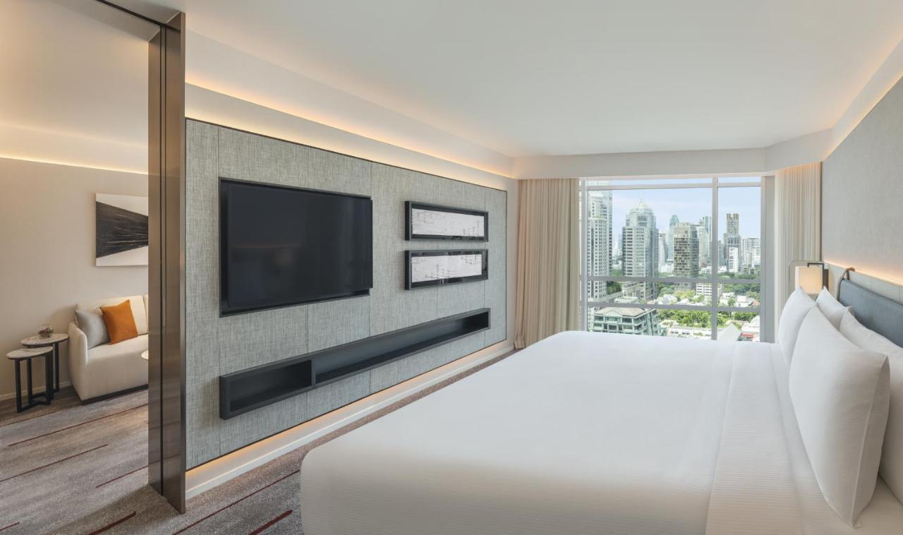 Doubletree By Hilton Bangkok Ploenchit Otel Dış mekan fotoğraf