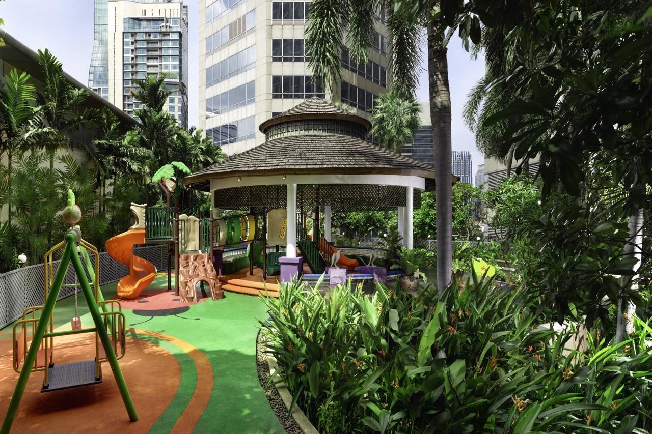 Doubletree By Hilton Bangkok Ploenchit Otel Dış mekan fotoğraf