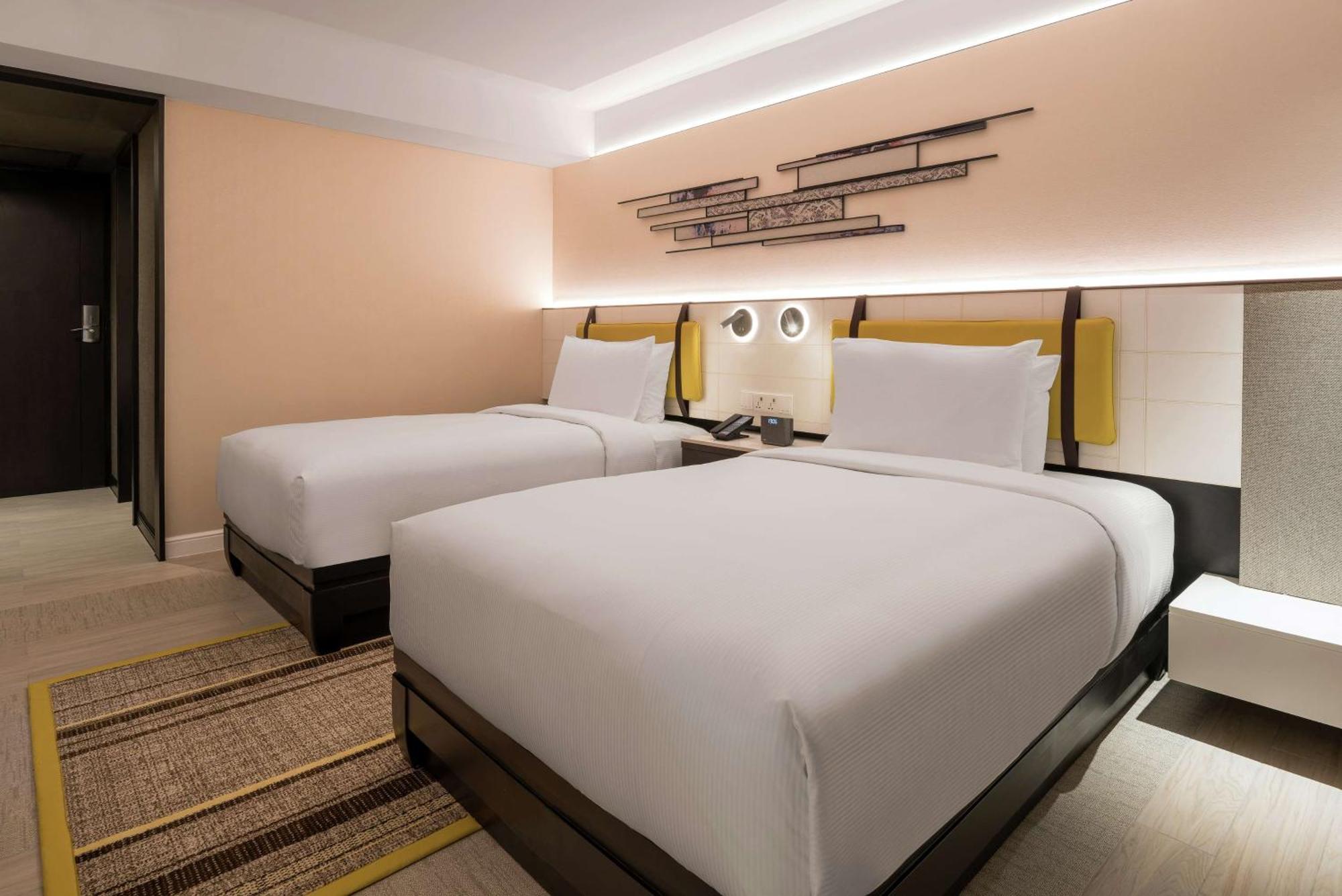 Doubletree By Hilton Bangkok Ploenchit Otel Dış mekan fotoğraf