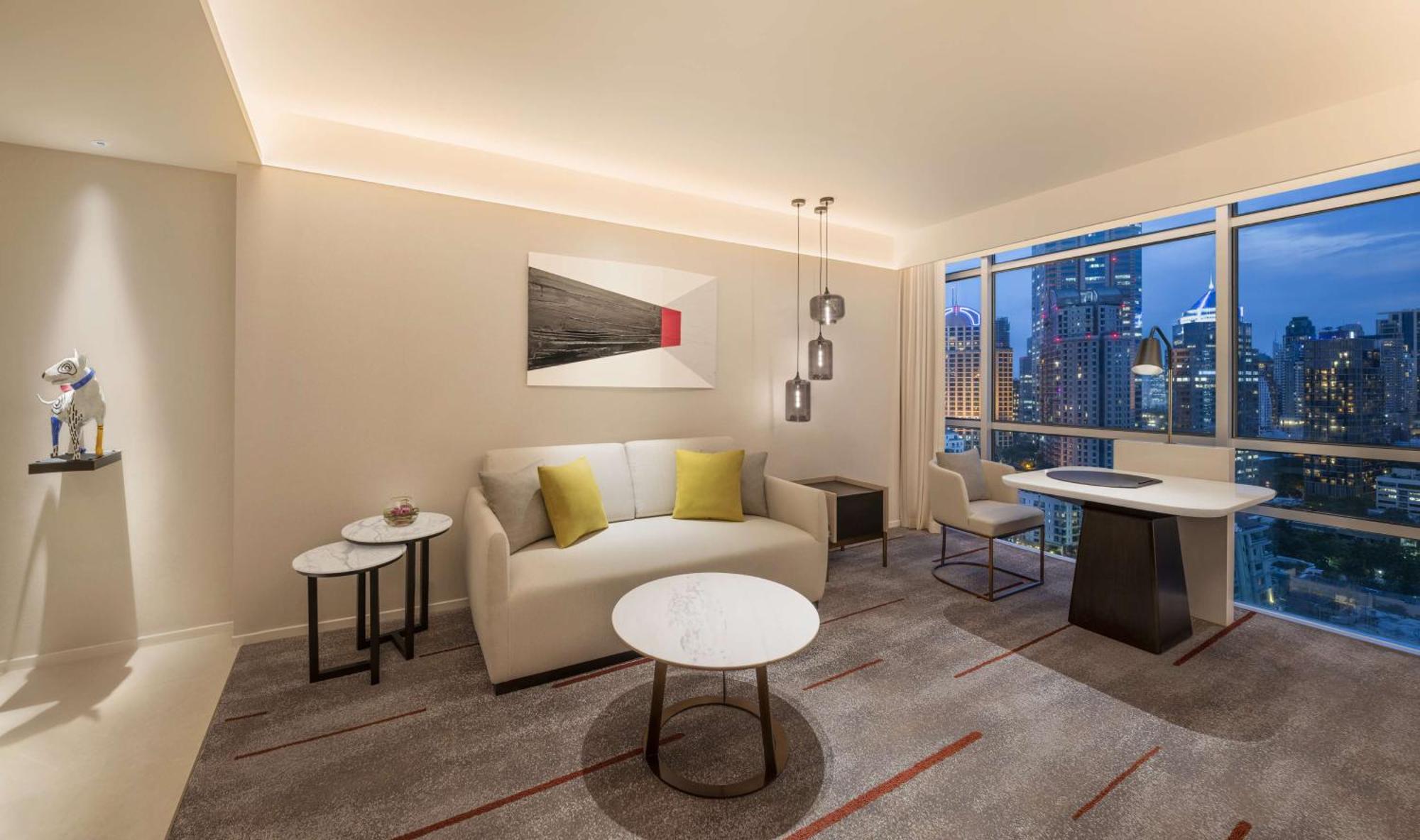 Doubletree By Hilton Bangkok Ploenchit Otel Dış mekan fotoğraf