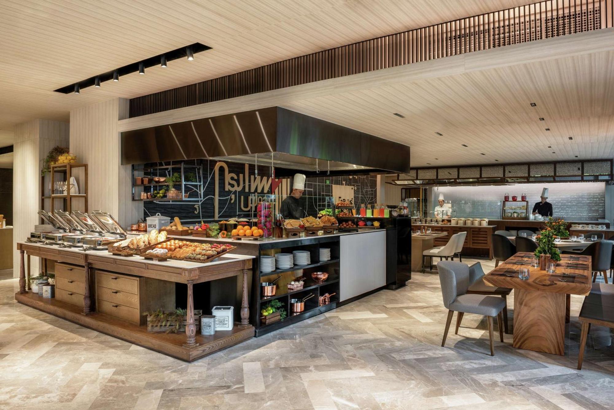 Doubletree By Hilton Bangkok Ploenchit Otel Dış mekan fotoğraf