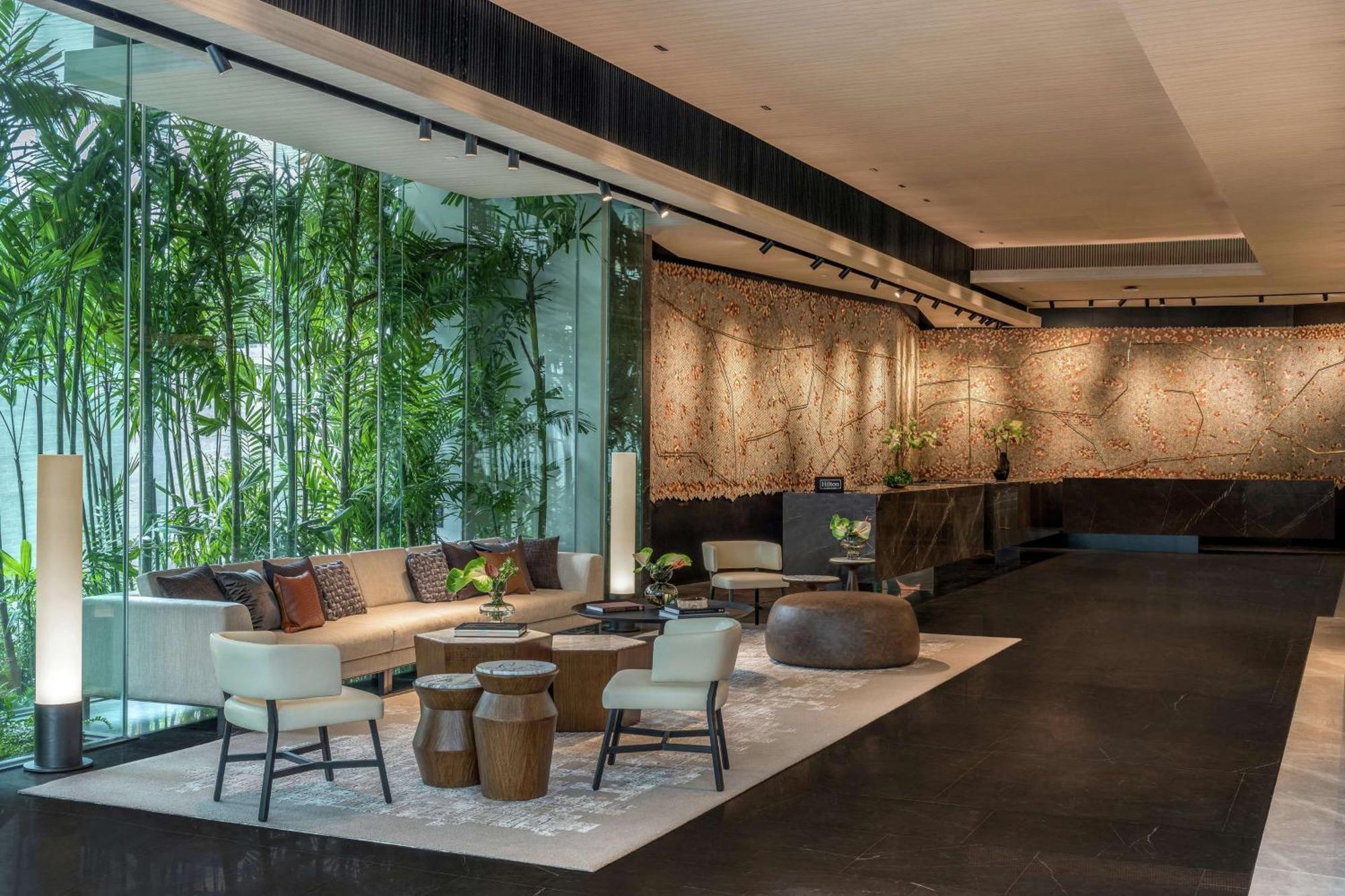 Doubletree By Hilton Bangkok Ploenchit Otel Dış mekan fotoğraf